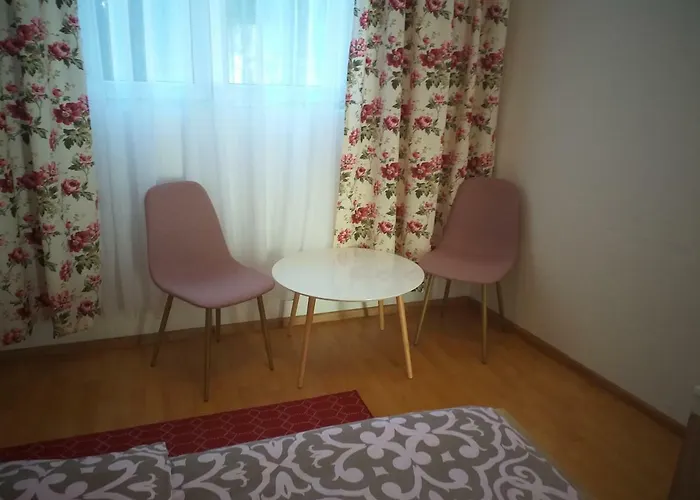 And Panorama Habitación en casa particular Mostar