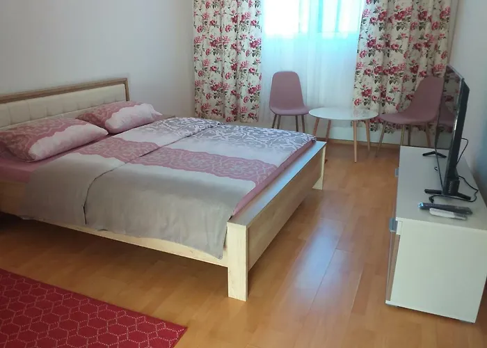 And Panorama Habitación en casa particular Mostar